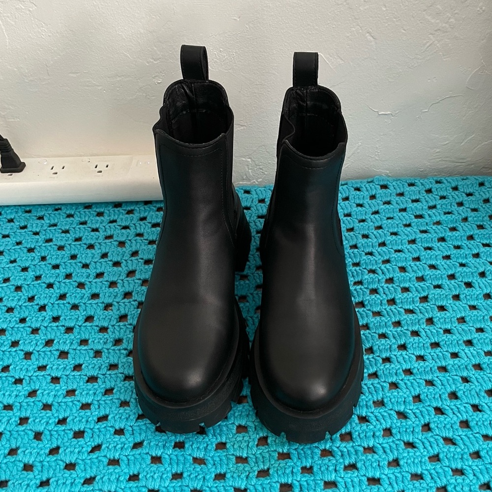 Steve Madden Malcolm boot - Picture 2 of 4